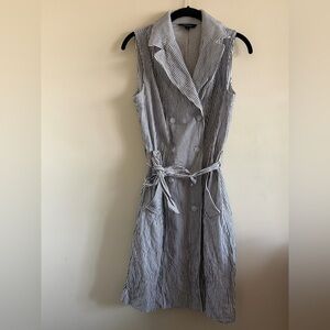 Fashionista Sleeveless Striped Shirt Dress with Belt